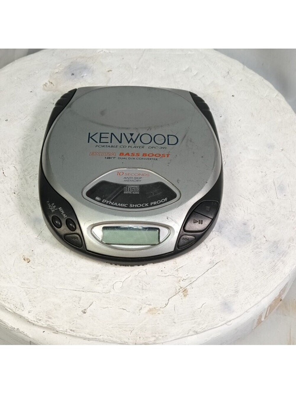 Kenwood DPC-391 Portable CD Player Bass Boost Anti-Skip Walkman Discman Tested